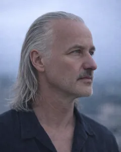 About 1 Author Marcel Eschauzier